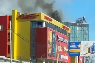Пожар произошел в торговом центре «Азия» в Якутске