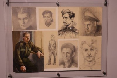 В Якутске открыли выставку «Армейские зарисовки»
