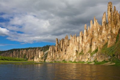 В Якутии планируют обустроить природный парк «Синские столбы»