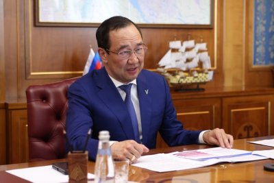 Глава Якутии принял участие в федеральном совещании по обновлению автопарка машин скорой помощи
