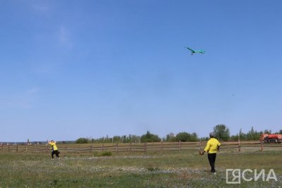 В Якутске состоялись соревнования среди школьников по запуску самодельных самолетов