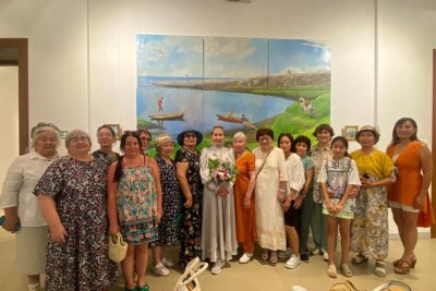 В Горно-Алтайске открылась выставка якутской художницы Миры Аргуновой