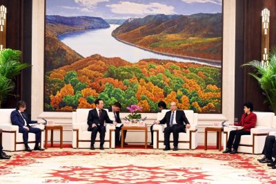 Глава Якутии в Китае обсудил спектр сотрудничества с провинцией Хэйлунцзян