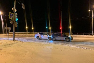 В Якутске по вине пьяного автомобилиста тяжелые травмы получил пассажир / ЯСИА Якутск Якутск Республика Саха (Якутия)