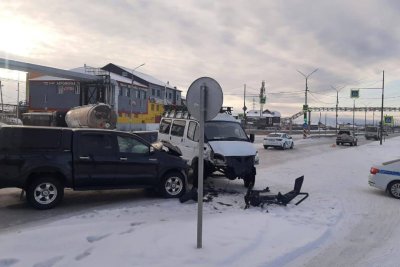 ДТП с участием четырех автомобилей произошло в Якутске на перекрестке / ЯСИА Якутск Якутск Республика Саха (Якутия)