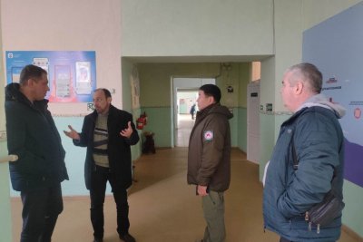 В подшефном Якутии Докучаевске подготовили избирательные участки к выборам президента