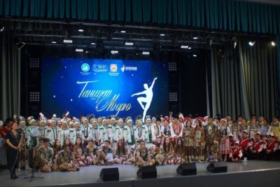 Ансамбли «Күнчээн» и «Күн» получили Гран-при фестиваля «Танцует Мюрю»