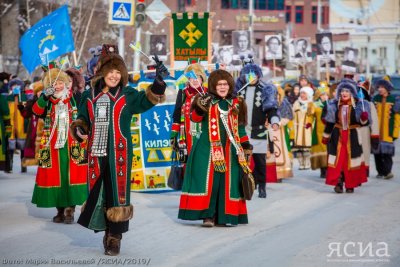Свыше тысячи человек пройдут в национальных костюмах по Якутску