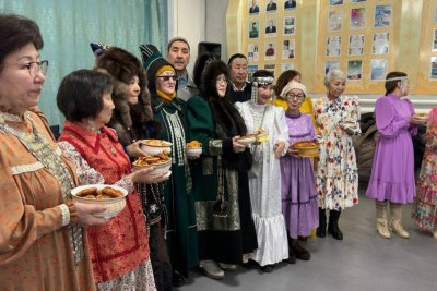 Жители Амгинского района Якутии пришли на избирательные участки в национальных костюмах
