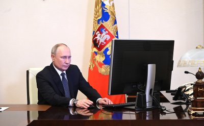 Владимир Путин онлайн проголосовал на выборах президента России