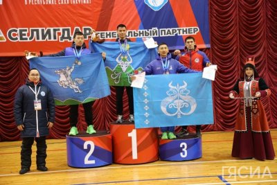 «Отдал свои силы»: Георгий Софронов завоевал две золотые медали по северному троеборью