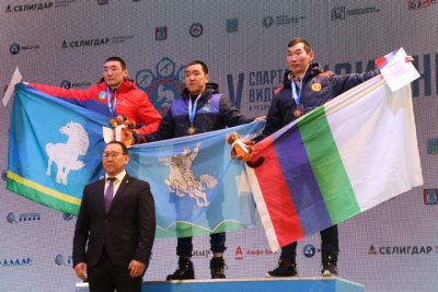 В Алдане чемпионы зимней спартакиады Якутии получили заслуженные награды
