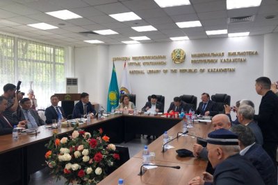 Союзы писателей Якутии и Казахстана подписали соглашение о совместной работе