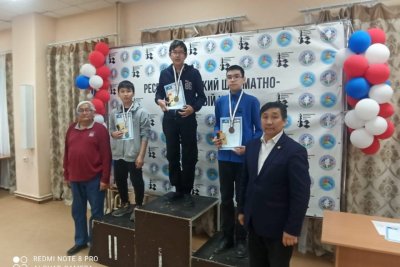 В Якутске определили лучших юных шахматистов
