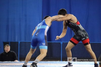 Якутские спортсмены выступят на предолимпийском чемпионате России по вольной и женской борьбе