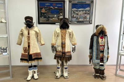В Якутске открылась выставка мастеров-ветеранов народных художественных промыслов ко Дню Победы