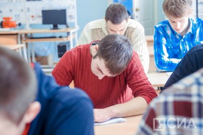 В Якутии десять выпускников сдали ЕГЭ по русскому языку и математике на сто баллов