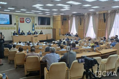 В Якутске обсудили вопросы развития детско-юношеского спорта / Анна Лебединская Якутск  Республика Саха (Якутия)