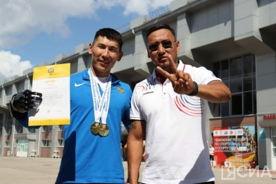 Еще комплект медалей завоевали якутские легкоатлеты в третий день чемпионата России / Дьулустаан Сергеев   Чувашская республика