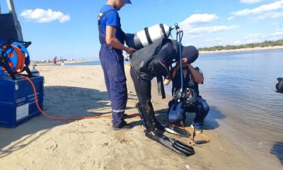 В Якутске во время съемок репортажа в 203 микрорайоне водолазы спасли мужчину и его сына / ЯСИА Якутск  Республика Саха (Якутия)