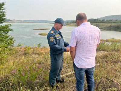 В центре внимания рейдов - необорудованные места для купания /    