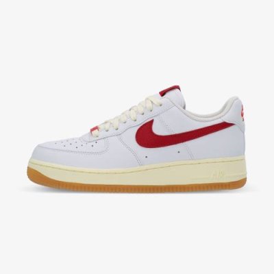 Женские кеды Nike Air Force 1 '07, Белый Кроссовки и кеды / Одежда, обувь и аксессуары | V4.Market