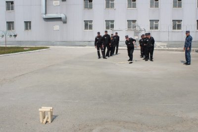 Состязания по городошному спорту провели в исправительных учреждениях Якутии / ЯСИА   