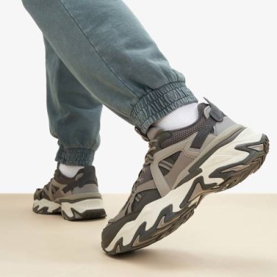 Мужские кроссовки FILA Trace Low M, Коричневый Кроссовки и кеды / Одежда, обувь и аксессуары | V4.Market