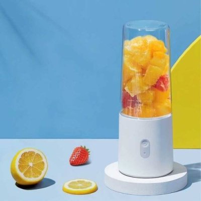 Беспроводная соковыжималка-блендер Xiaomi Mijia Portable Juicer Cup 300мл (MJZZB01PL) (белый) Кухонная техника / Электроника | V4.Market