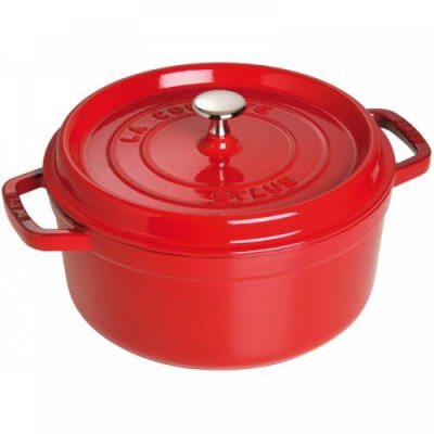 Staub Кокот круглый 24 см, вишневый Staub / Формы для запекания | Товары для дома | V4.Ru: Маркетплейс