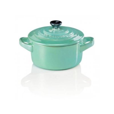 Le Creuset Мини-кокотница с крышкой 10 см, бирюзовая Cool Mint Metallic Le Creuset / Формы для запекания | Товары для дома | V4.Ru: Маркетплейс