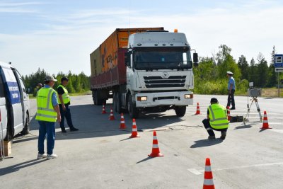 Передвижной пункт весового контроля выставят на автодороге «Колыма» в Якутии / ЯСИА   