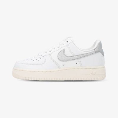 Женские кеды Nike Air Force 1 '07 Ess Trnd, Белый / Женщинам | Одежда, обувь и аксессуары | V4.Ru: Маркетплейс