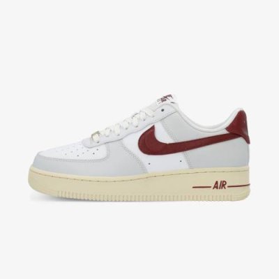 Женские кеды Nike Air Force 1 '07 SE, Белый / Скидки | Одежда, обувь и аксессуары | V4.Ru: Маркетплейс