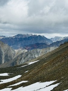 В горах Якутии нашли записку туристов из Казахстана, оставленную 40 лет назад /    