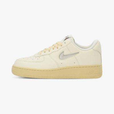 Женские кеды Nike Air Force 1 '07, Бежевый / Женщинам | Одежда, обувь и аксессуары | V4.Ru: Маркетплейс