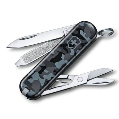 Нож перочинный Victorinox  Classic, сталь X55CrMo14, рукоять Cellidor®, синий камуфляж / Швейцарские | Товары для дома | V4.Ru: Маркетплейс