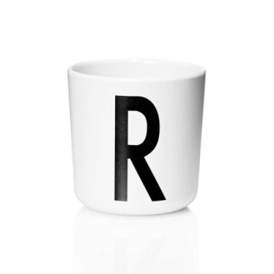 Design Letters Чашка R 7,5x7 см черно-белая Melamin Becher Design Letters / Чашки для чая | Товары для дома | V4.Ru: Маркетплейс