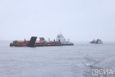 Завершились паромные перевозки по маршруту Кангалассы — Соттинцы / Мария Горохова   