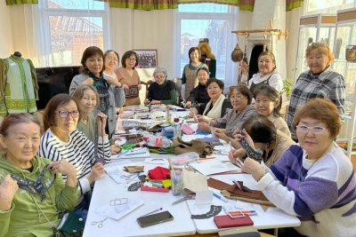 В Якутске проходят мастер-классы по традиционному якутскому шитью / ЯСИА   