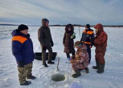 В Службе спасения Якутии напомнили об опасности тонкого льда / ЯСИА   Республика Саха (Якутия)