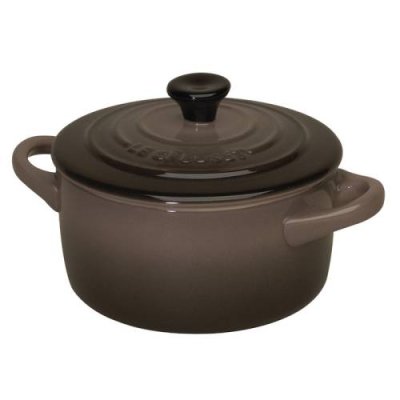 Le Creuset Мини-кастрюля / жаровня 10 см, коричневый Le Creuset / Кастрюли | Товары для дома | V4.Ru: Маркетплейс