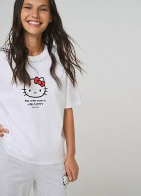 Футболка с принтом Hello Kitty, Белый / Домашняя одежда | Одежда, обувь и аксессуары | V4.Ru: Маркетплейс