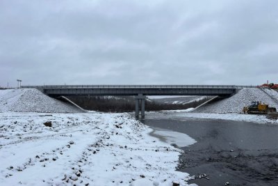 Дорожники Якутии обновили десятки километров региональных автодорог и шесть мостов / ЯСИА   