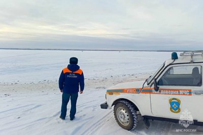 Первую ледовую переправу открыли в Якутии / ЯСИА   