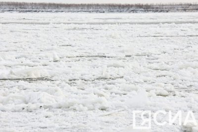 Два водолаза и 13 волонтеров задействованы в поиске пропавшего в Оленекском районе мужчины / ЯСИА   