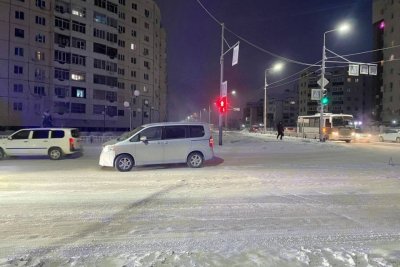 В Якутске водитель легковушки наехал на женщину-пешехода / ЯСИА   